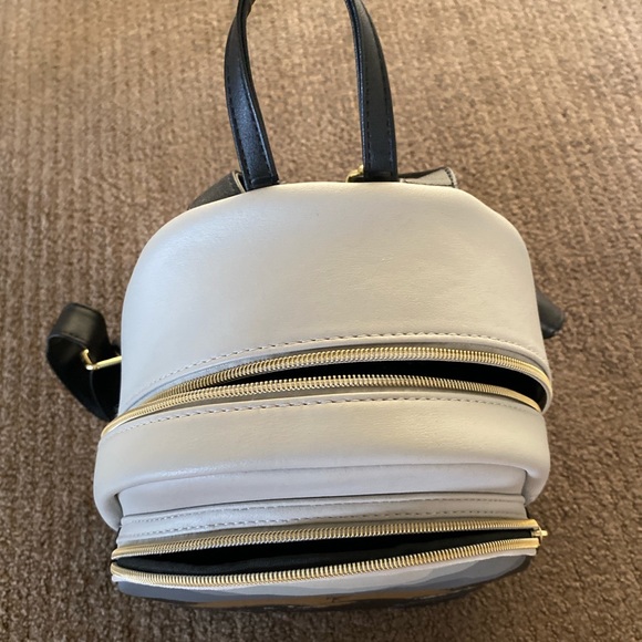 Nightmare Before Christmas ~ LOUNGEFLY backpack - Picture 3 of 4